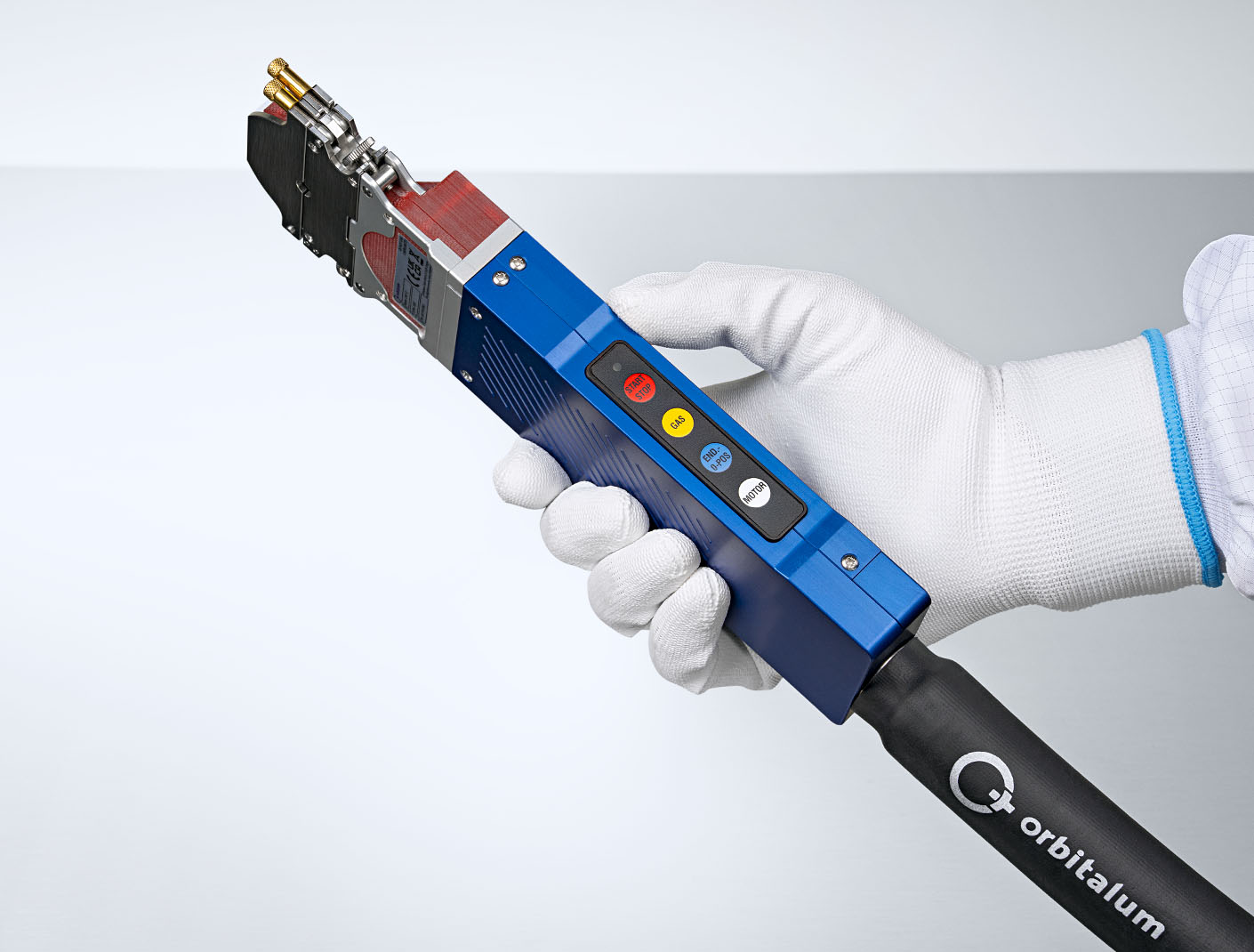 Các nút điều khiển tích hợp trên tay cầm ORBIWELD 12